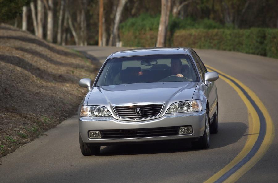 Acura RL 3.5 2002 года  (фото 15 из 19)